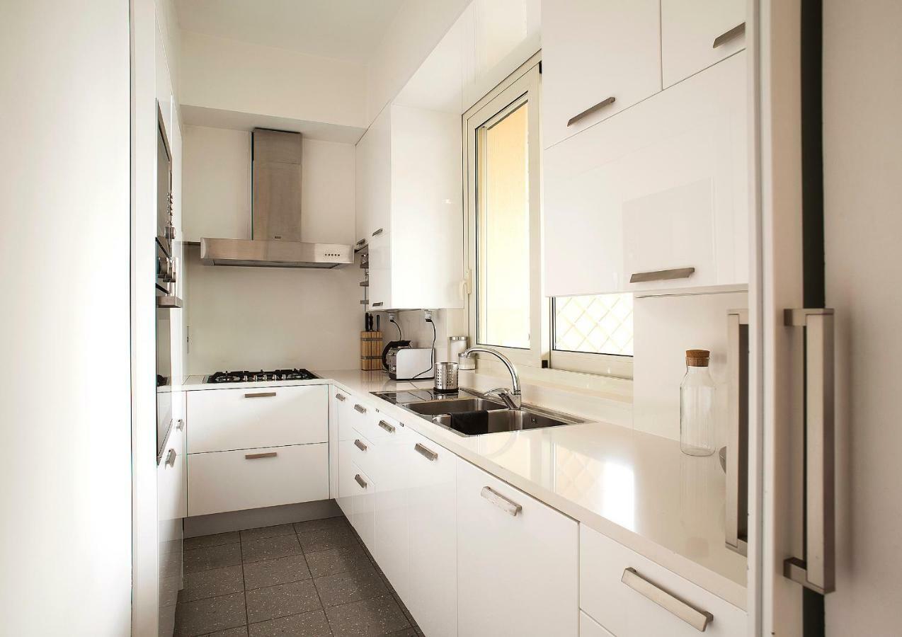 La Finestra Sulmo Apartment Сулмона Екстериор снимка