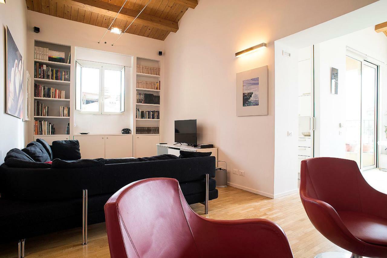 La Finestra Sulmo Apartment Сулмона Екстериор снимка
