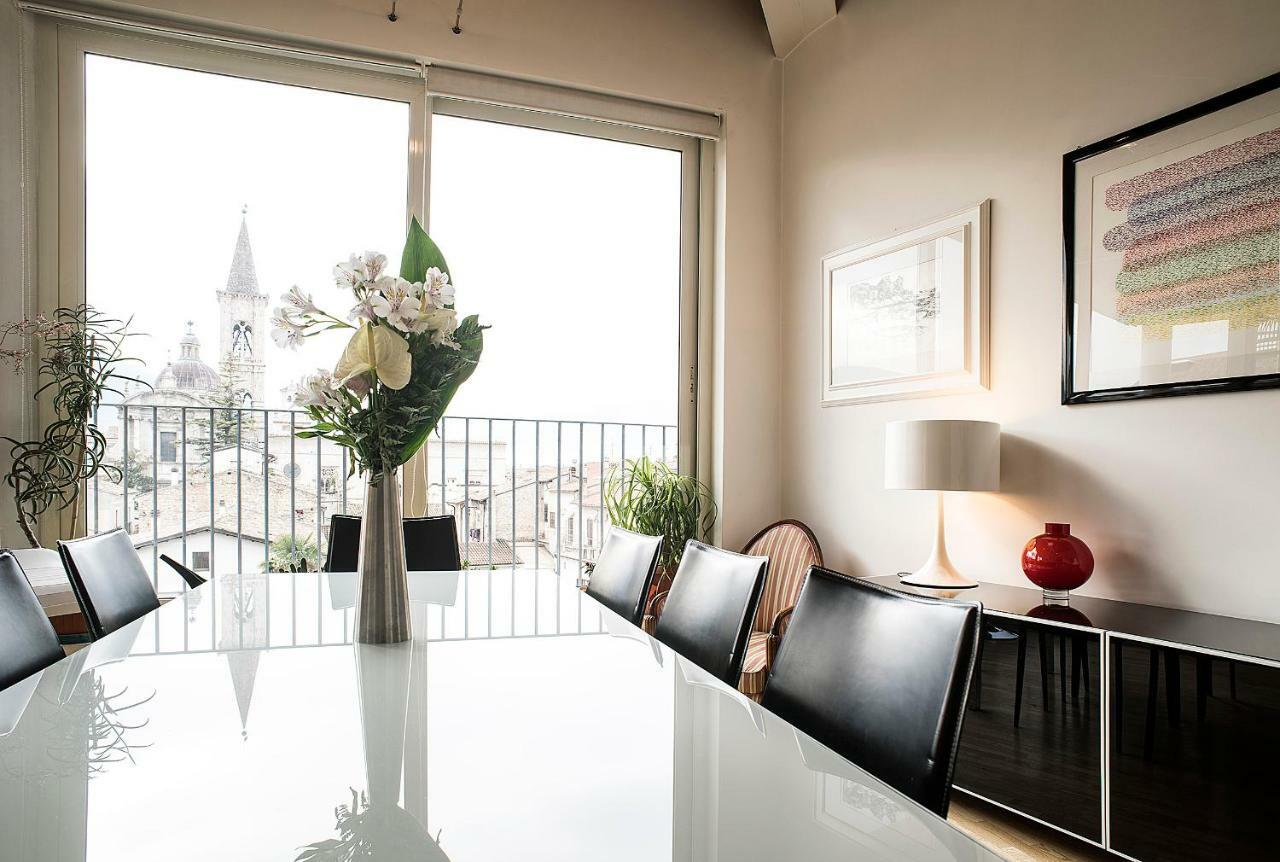 La Finestra Sulmo Apartment Сулмона Екстериор снимка